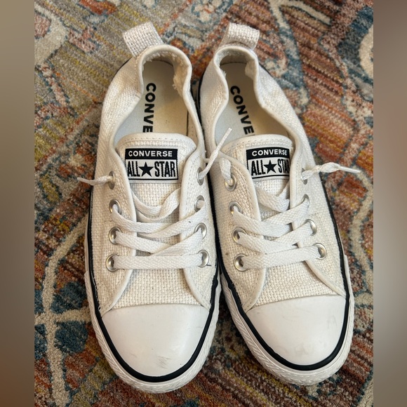 **SOLD** White Converse - Picture 2 of 4